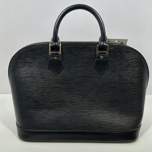 Authenticated LOUIS VUITTON Alma Epi PM w/ dust bag- Black - Picture 3 of 16